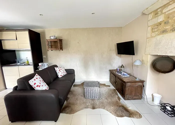 Duplex Ou Plain Pied Confort Plein Centre Proche Commerces, Restaurants, Avec Terrasse Privative Ou Jardin Commun Aménagé Clos, Parking Gratuit à Proximité, Proche Plages Du Débarquement Appartamento Bayeux