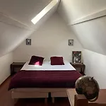 Duplex Ou Plain Pied Confort Plein Centre Proche Commerces, Restaurants, Avec Terrasse Privative Ou Jardin Commun Amenage Clos, Parking Gratuit A Proximite, Proche Plages Du Debarquement *