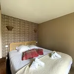 Duplex Ou Plain Pied Confort Plein Centre Proche Commerces, Restaurants, Avec Terrasse Privative Ou Jardin Commun Amenage Clos, Parking Gratuit A Proximite, Proche Plages Du Debarquement Διαμέρισμα