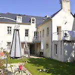Διαμέρισμα Duplex Ou Plain Pied Confort Plein Centre Proche Commerces, Restaurants, Avec Terrasse Privative Ou Jardin Commun Amenage Clos, Parking Gratuit A Proximite, Proche Plages Du Debarquement