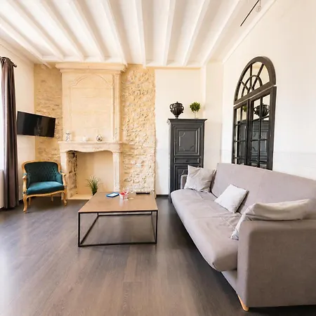 Duplex Ou Plain Pied Confort Plein Centre Proche Commerces, Restaurants, Avec Terrasse Privative Ou Jardin Commun Amenage Clos, Parking Gratuit A Proximite, Proche Plages Du Debarquement 贝叶
