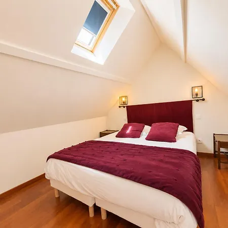 Duplex Ou Plain Pied Confort Plein Centre Proche Commerces, Restaurants, Avec Terrasse Privative Ou Jardin Commun Amenage Clos, Parking Gratuit A Proximite, Proche Plages Du Debarquement * 贝叶