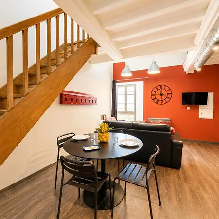 Duplex Ou Plain Pied Confort Plein Centre Proche Commerces, Restaurants, Avec Terrasse Privative Ou Jardin Commun Amenage Clos, Parking Gratuit A Proximite, Proche Plages Du Debarquement Apartment *