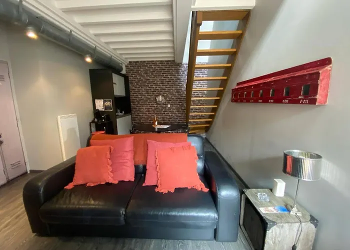 Apartamento Duplex Ou Plain Pied Confort Plein Centre Proche Commerces, Restaurants, Avec Terrasse Privative Ou Jardin Commun Aménagé Clos, Parking Gratuit à Proximité, Proche Plages Du Débarquement Bayeux